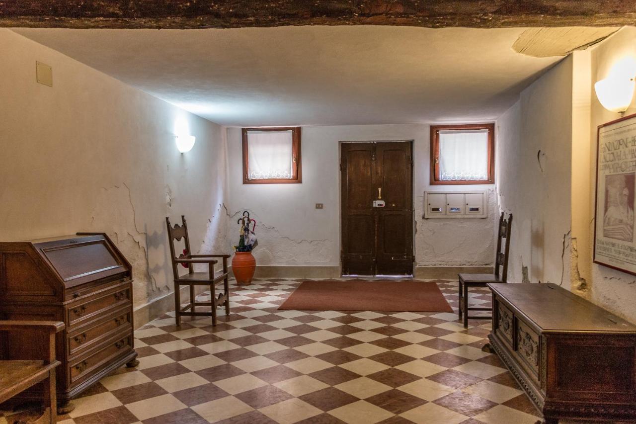 Ferienwohnung Doge'S Mirror & Stair @Frari Venedig Exterior foto